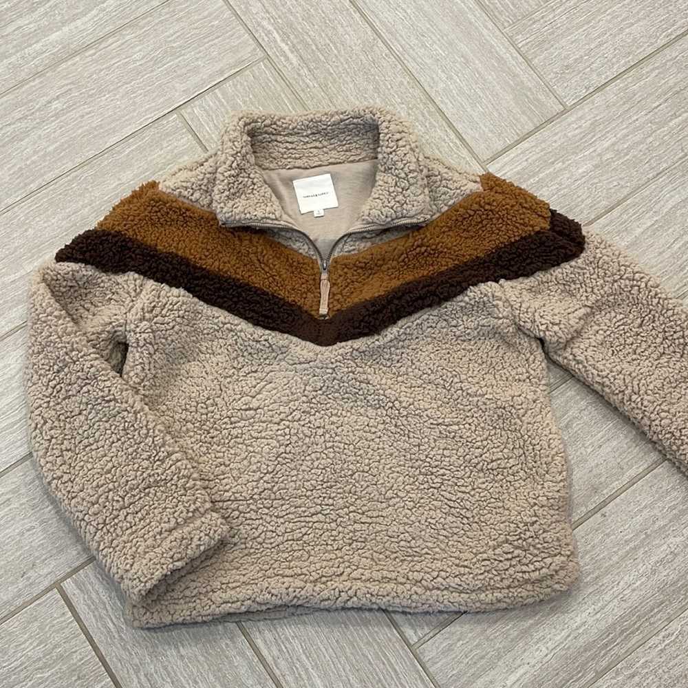 Thread and supply Sherpa quarter zip